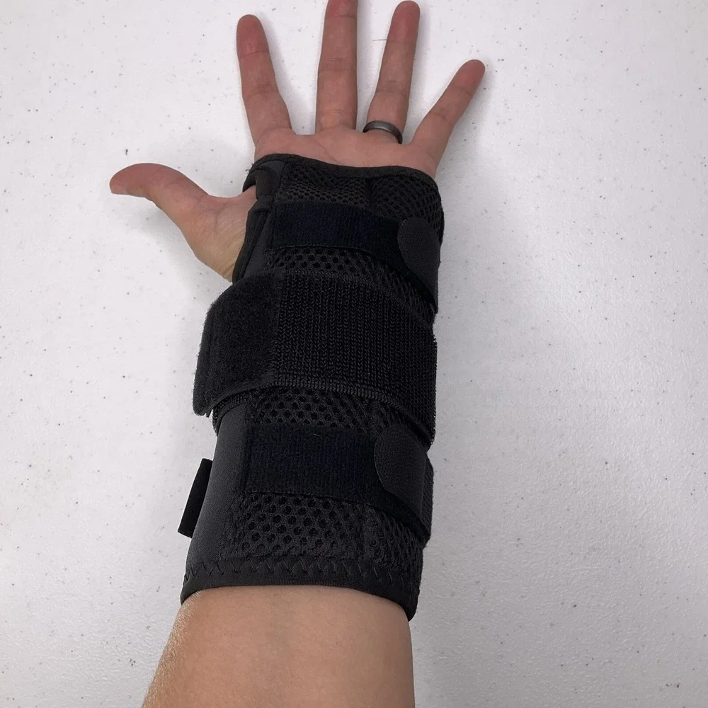 Carpal Tunnel Left Hand Wrist Splint Brace Unisex L XL‎ Black Adjustable Support